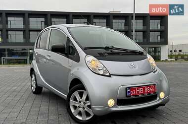 Хэтчбек Peugeot iOn 2013 в Киеве