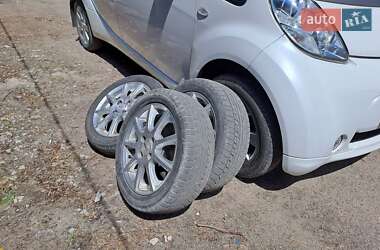 Хетчбек Peugeot iOn 2014 в 