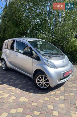 Хэтчбек Peugeot iOn 2011 в Днепре