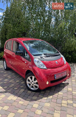 Peugeot iOn 2011