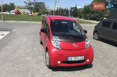 Хетчбек Peugeot iOn 2011 в Кривому Розі