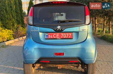 Хэтчбек Peugeot iOn 2016 в 