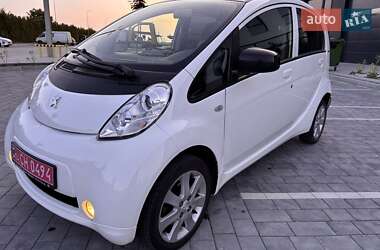 Peugeot iOn 2015 Peugeot iOn 2015