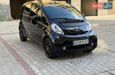 Хэтчбек Peugeot iOn 2010 в Черновцах