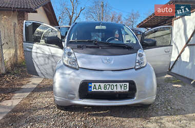 Хэтчбек Peugeot iOn 2014 в Киеве