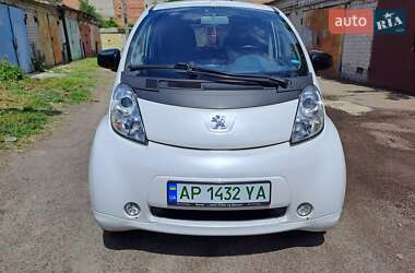 Хэтчбек Peugeot iOn 2014 в Запорожье