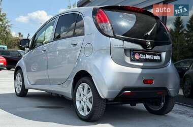 Хетчбек Peugeot iOn 2015 в 