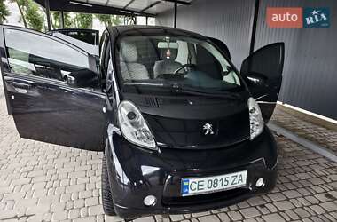 Хетчбек Peugeot iOn 2010 в Гнівані