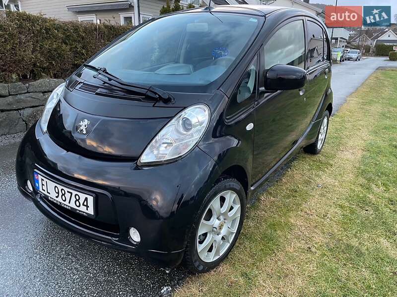 Peugeot iOn 2016