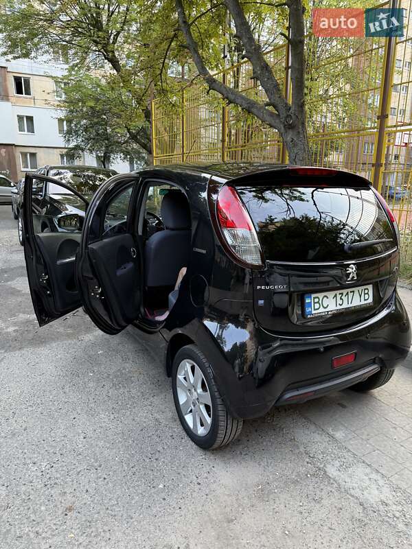 Хетчбек Peugeot iOn 2012 в Львові фото 8 Хетчбек Peugeot iOn 2012 в Львові
