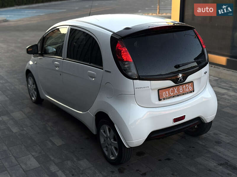 Хетчбек Peugeot iOn 2017 в Луцьку