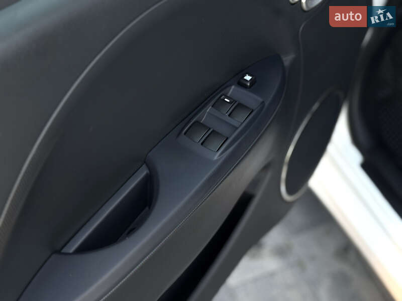 Хетчбек Peugeot iOn 2017 в Луцьку