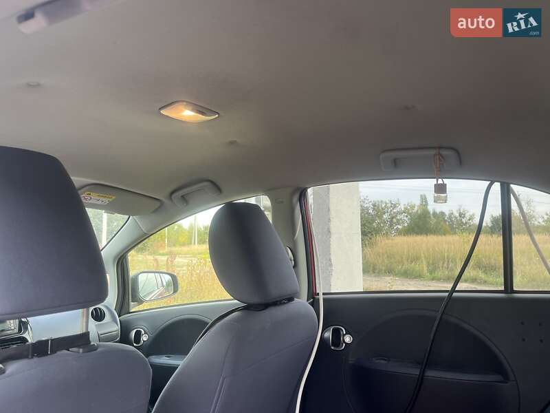 Хэтчбек Peugeot iOn 2015 в Киеве