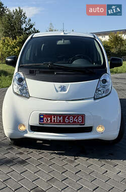 Хэтчбек Peugeot iOn 2011 в Луцке