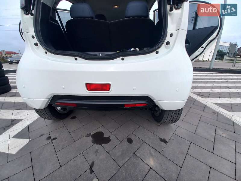 Хэтчбек Peugeot iOn 2011 в Луцке фото 21 Хэтчбек Peugeot iOn 2011 в Луцке