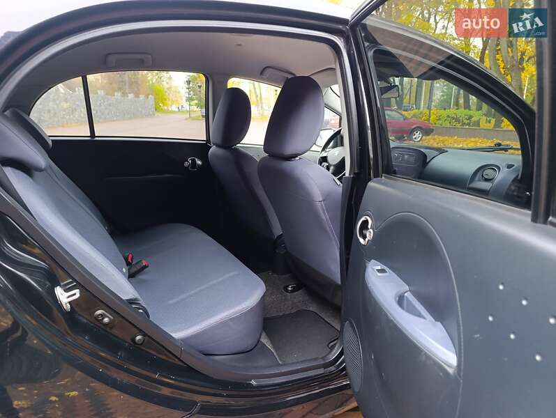 Хетчбек Peugeot iOn 2012 в Звягелі