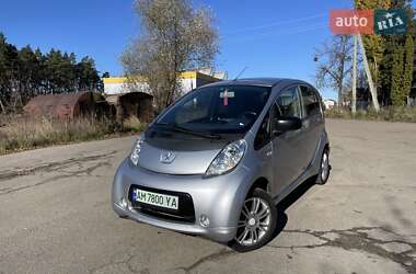 Хэтчбек Peugeot iOn 2011 в Коростышеве