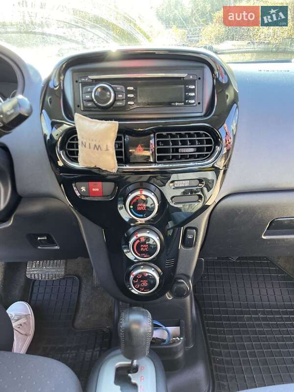 Хэтчбек Peugeot iOn 2011 в Коростышеве фото 14 Хэтчбек Peugeot iOn 2011 в Коростышеве