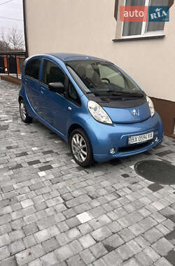 Хэтчбек Peugeot iOn 2010 в Хмельницком