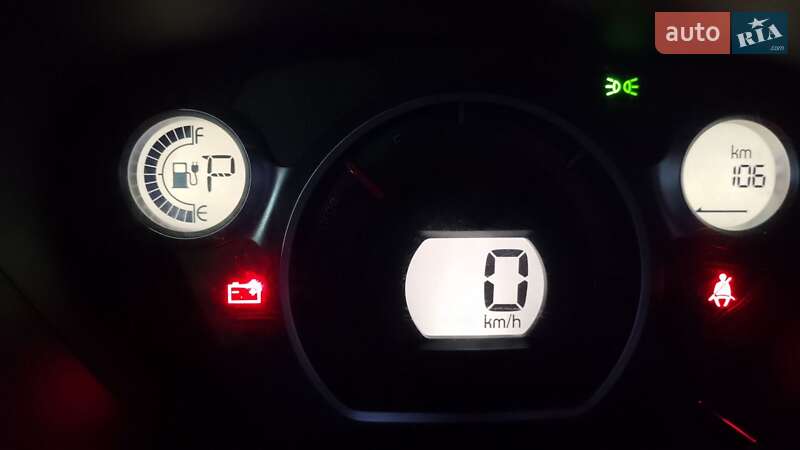 Хэтчбек Peugeot iOn 2014 в Орловщине фото 14 Хэтчбек Peugeot iOn 2014 в Орловщине