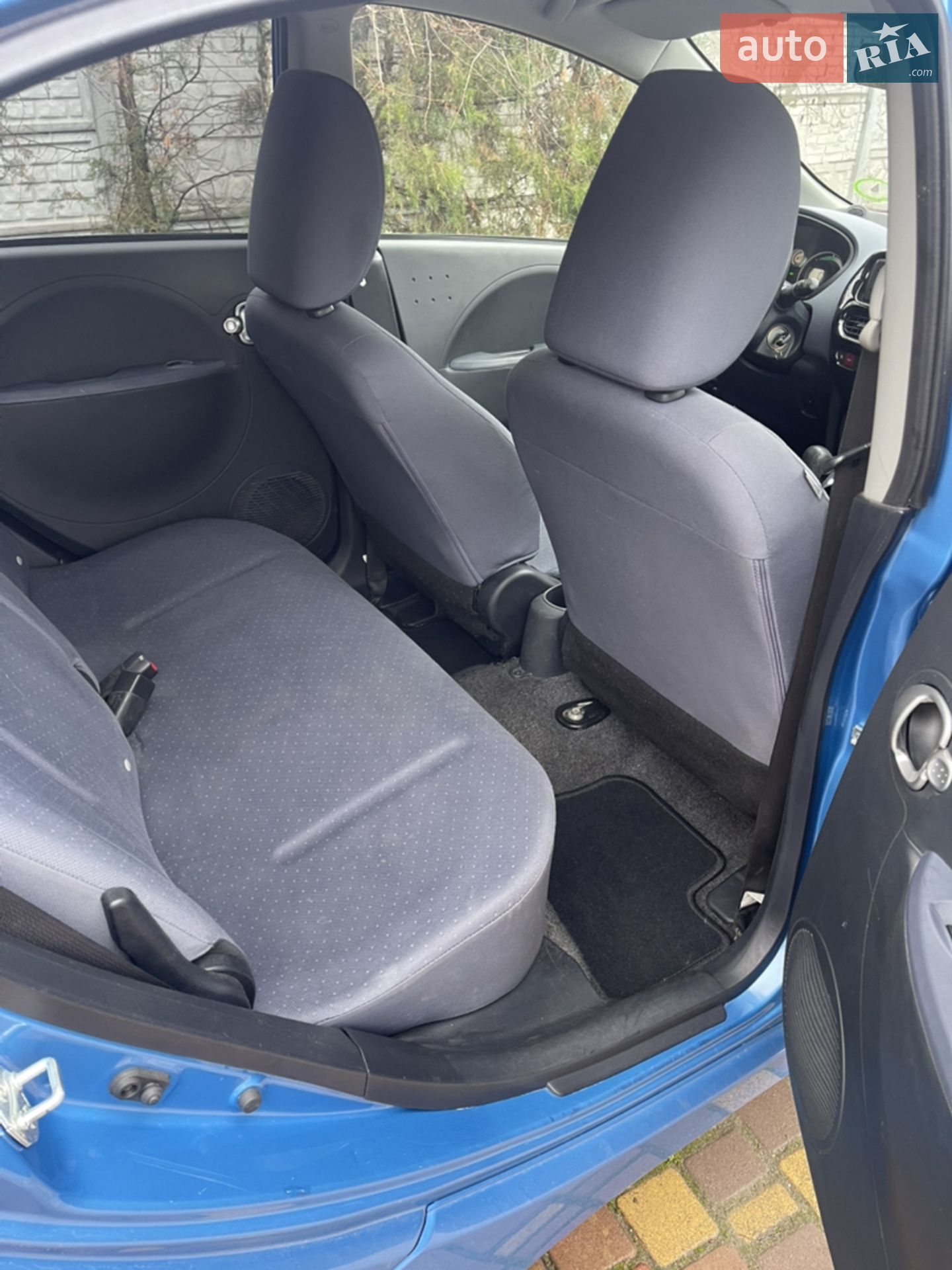 2011 Peugeot iOn - мініатюра 28