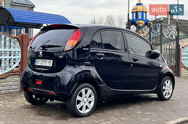 Хетчбек Peugeot iOn 2015 в Демидівці