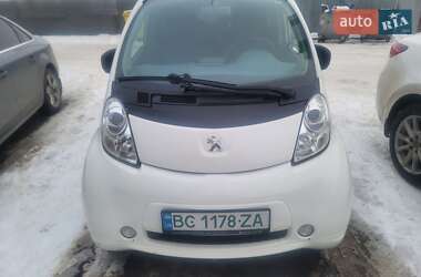 Хэтчбек Peugeot iOn 2014 в Борисполе