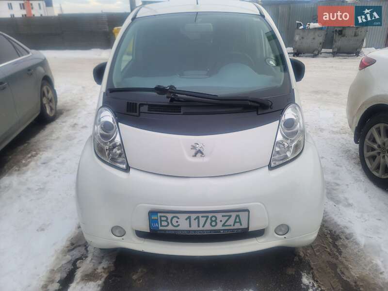 Peugeot iOn 2014 Peugeot iOn 2014