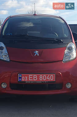 Хетчбек Peugeot iOn 2016 в Житомирі