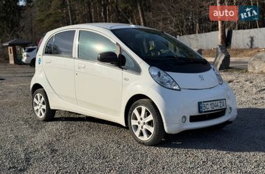 Хетчбек Peugeot iOn 2011 в Львові