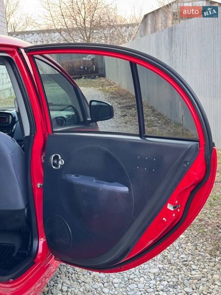 Хэтчбек Peugeot iOn 2011 в Стрые