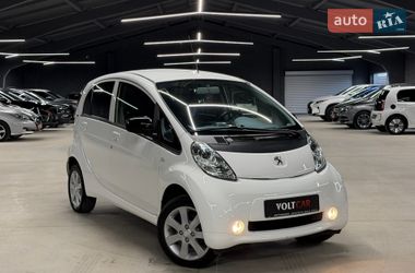 Хэтчбек Peugeot iOn 2016 в Владимире