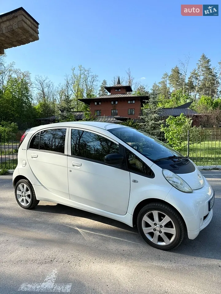 2012 Peugeot iOn - мініатюра 38