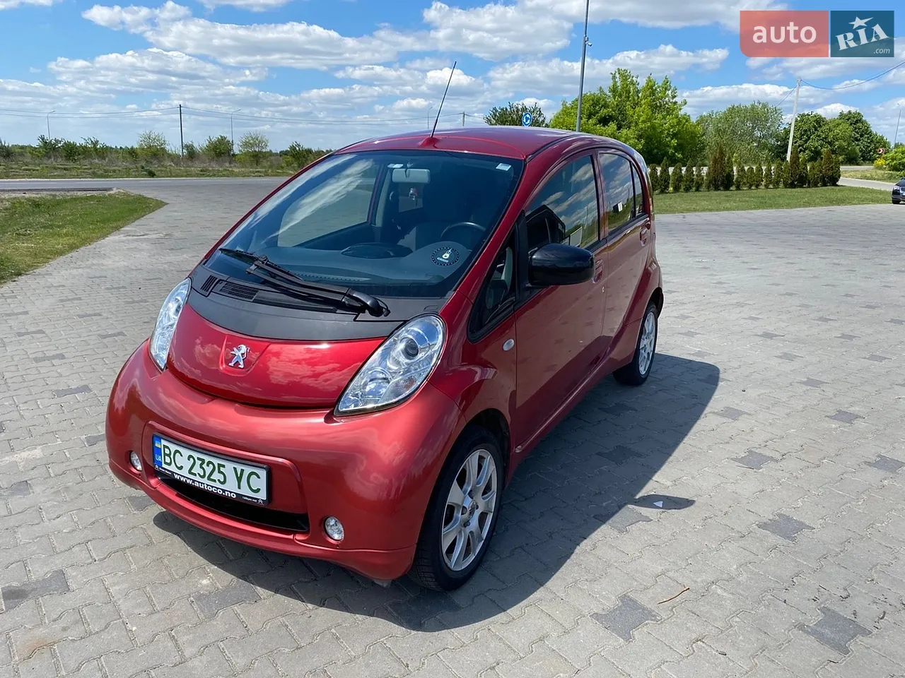 2015 Peugeot iOn - мініатюра 14