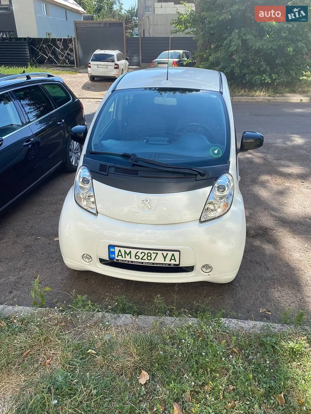 2012 Peugeot iOn - мініатюра 3