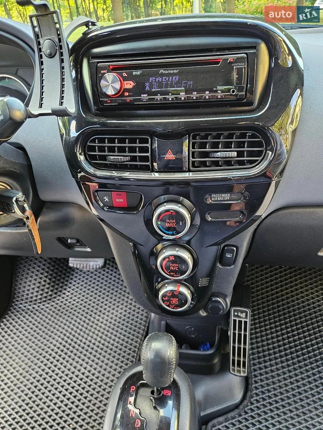 2014 Peugeot iOn - мініатюра 16