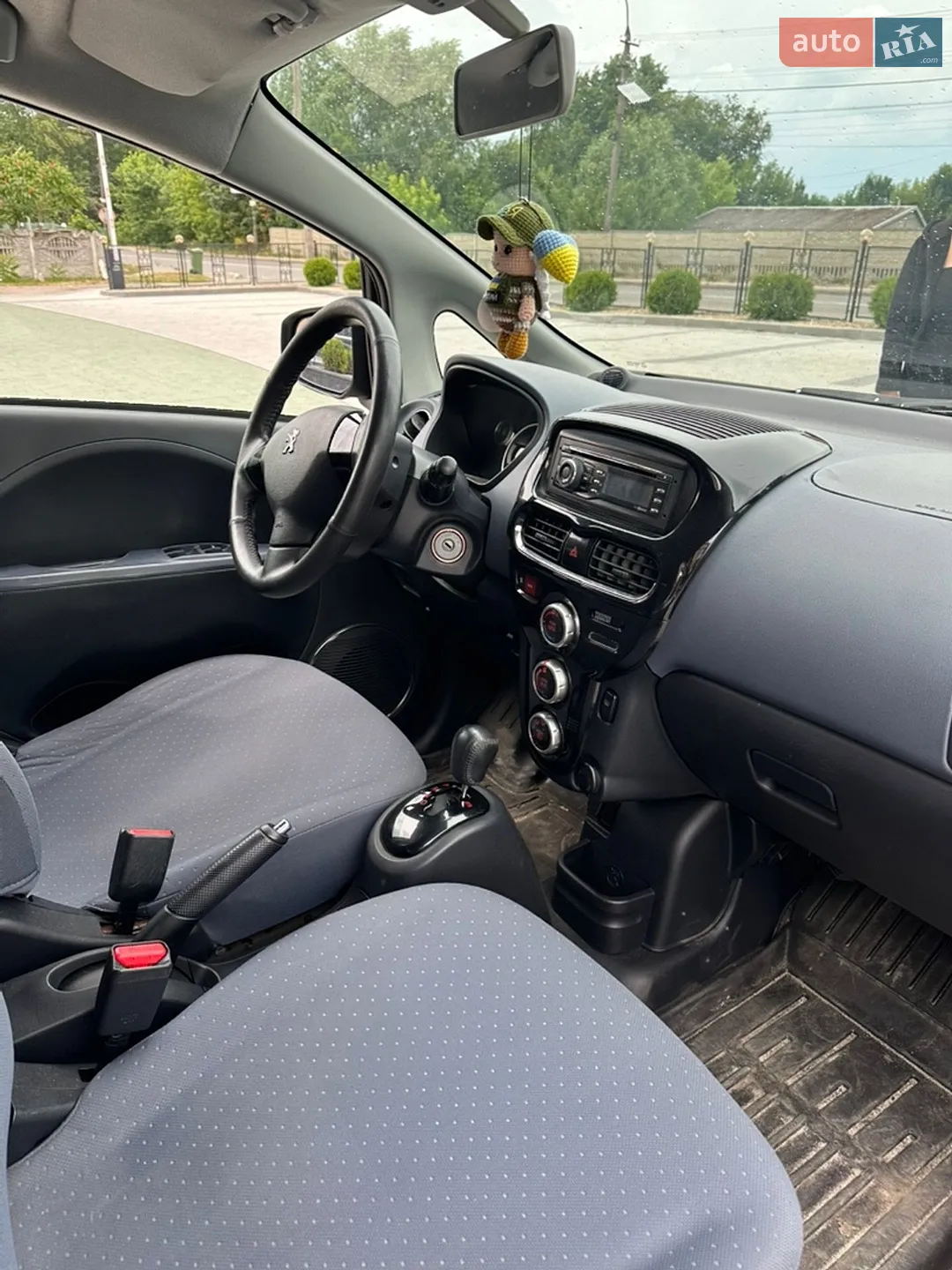 2012 Peugeot iOn - мініатюра 5