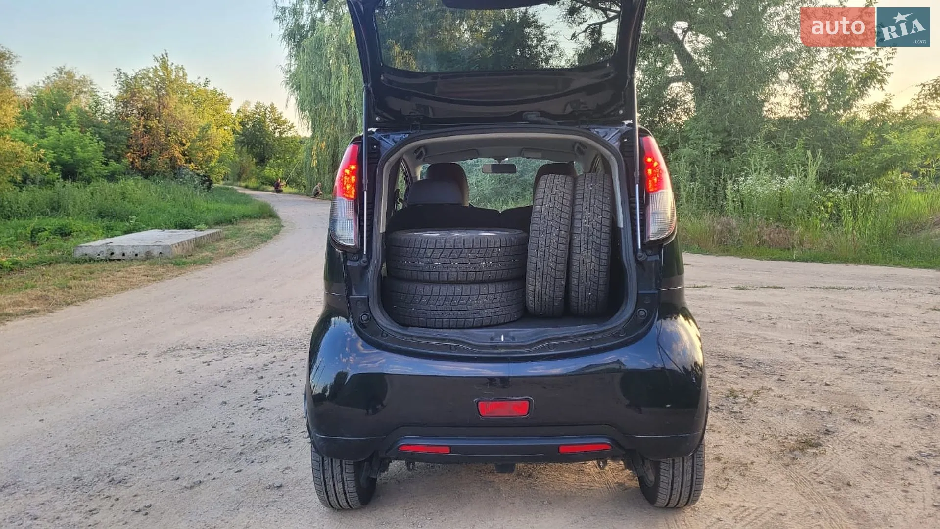 2012 Peugeot iOn - мініатюра 6