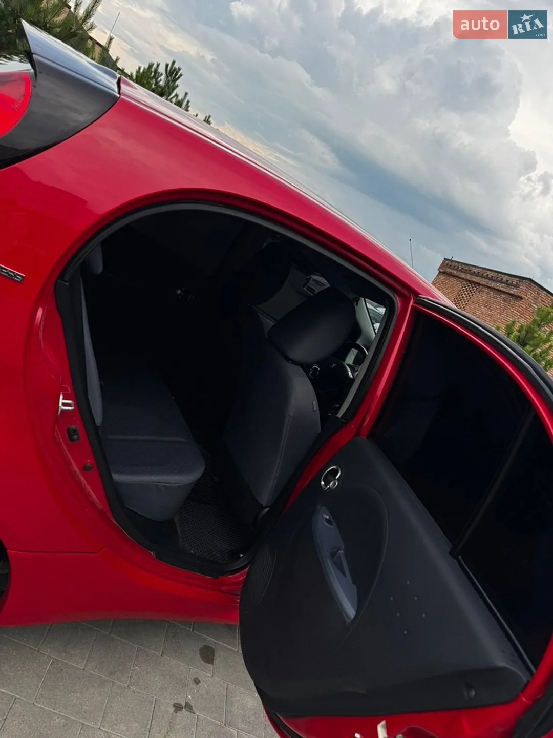 2014 Peugeot iOn - мініатюра 4