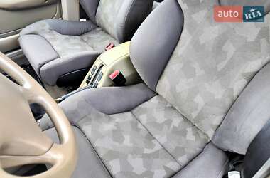 Седан Peugeot Pars 2005 в 