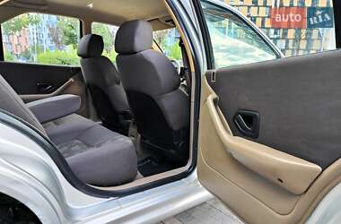 Седан Peugeot Pars 2005 в 
