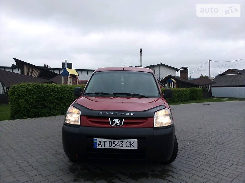 Мінівен Peugeot Partner 2008 в Косові