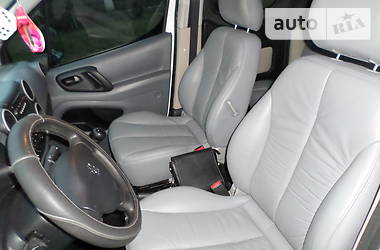 Мінівен Peugeot Partner 2010 в 