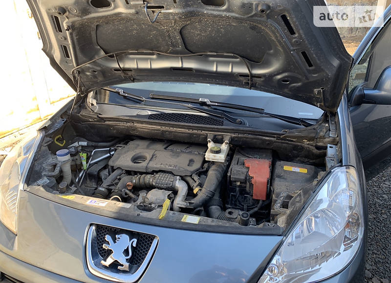 Вантажопасажирський фургон Peugeot Partner 2012 в Хмельницькому фото 23 Вантажопасажирський фургон Peugeot Partner 2012 в Хмельницькому