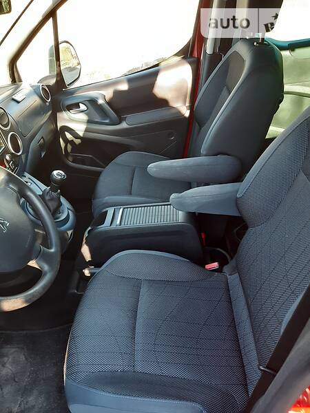 Мінівен Peugeot Partner 2008 в Рівному