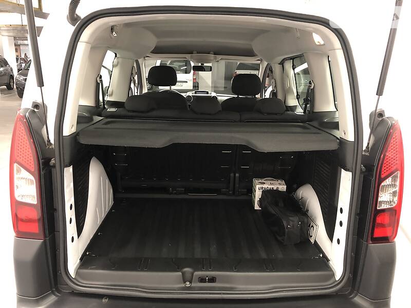 Універсал Peugeot Partner 2017 в Києві фото 8 Універсал Peugeot Partner 2017 в Києві