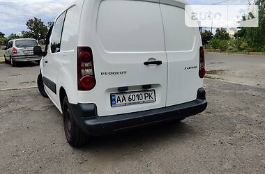 Грузопассажирский фургон Peugeot Partner 2012 в Киеве