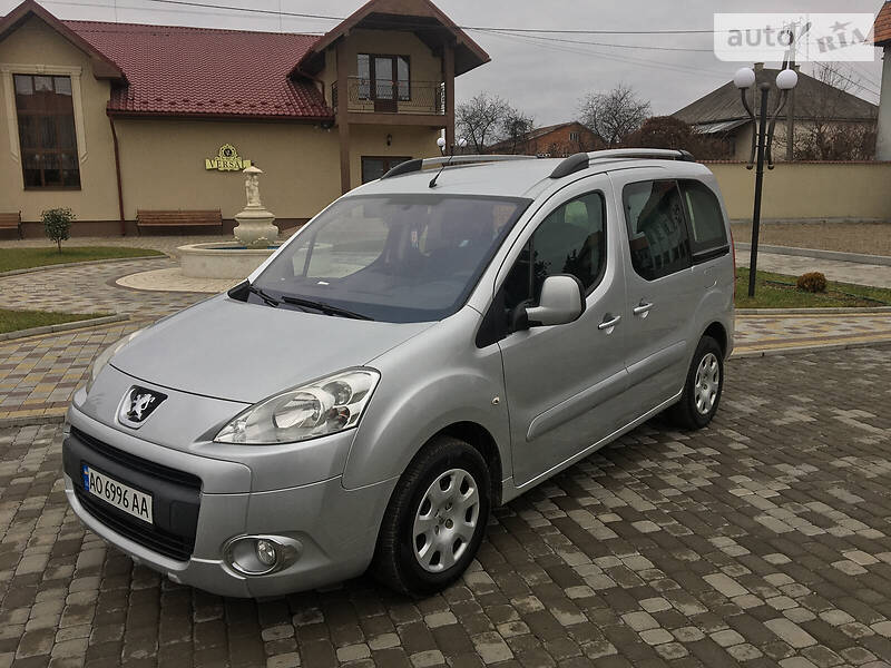 Минивэн Peugeot Partner 2009 в Мукачево