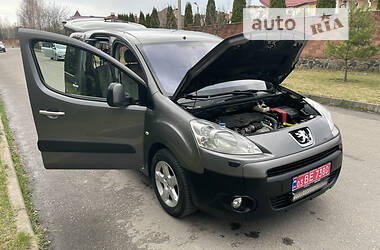 Минивэн Peugeot Partner 2011 в 