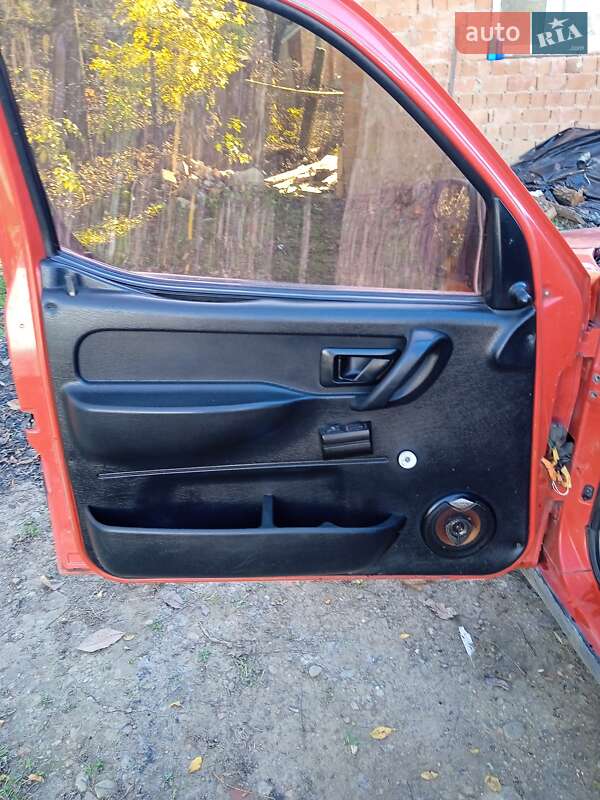 Минивэн Peugeot Partner 1997 в Снятине